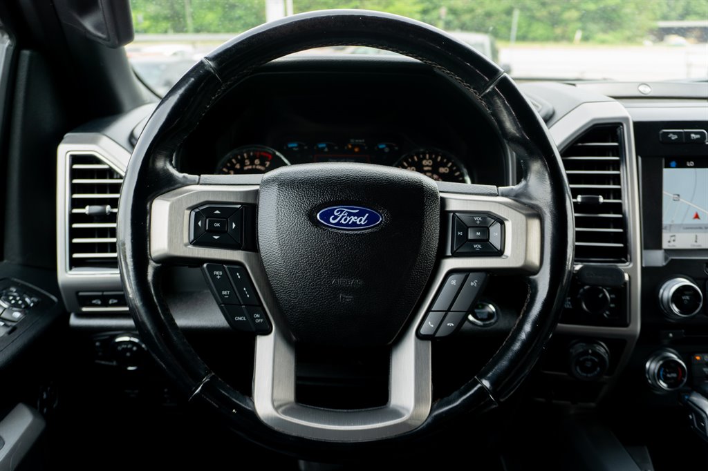 2018 Ford F150 Platinum photo