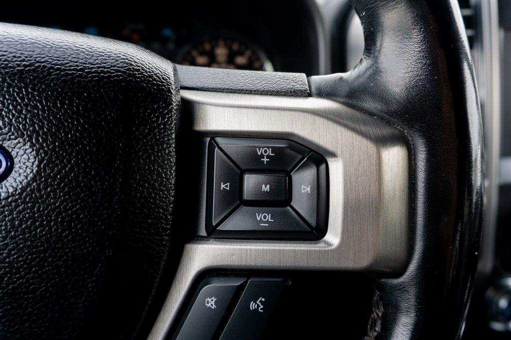 2018 Ford F150 Platinum photo
