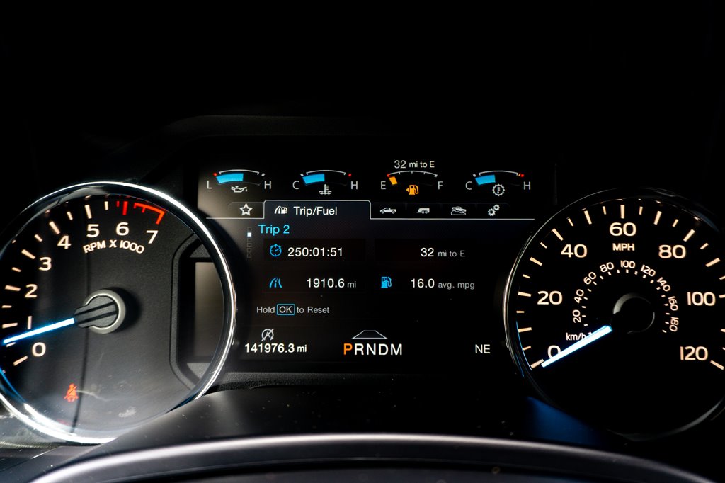 2018 Ford F150 Platinum photo