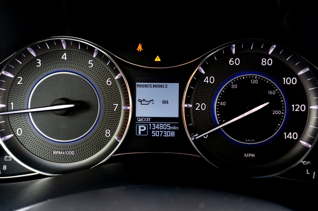 2016 Infiniti QX80 photo