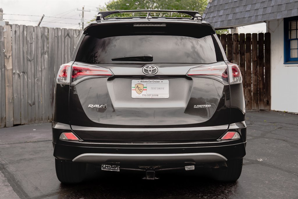 2016 Toyota RAV4 Limited photo