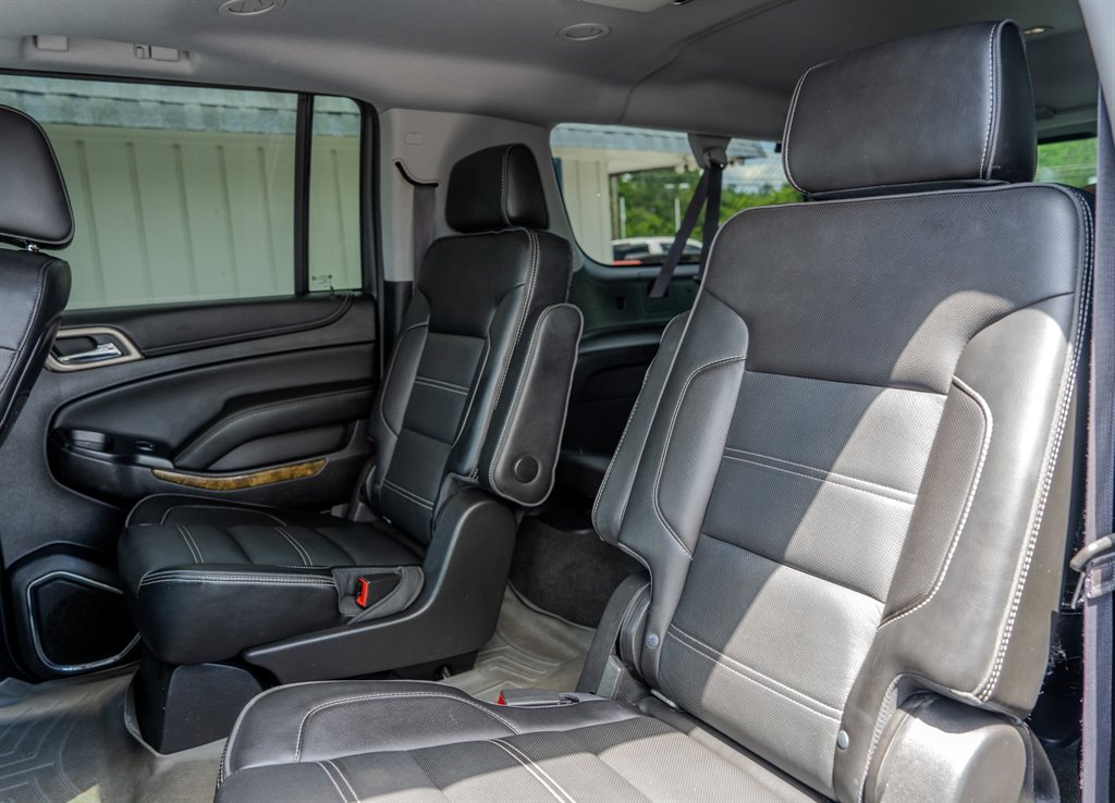 2016 GMC Yukon XL 1500 Denali photo
