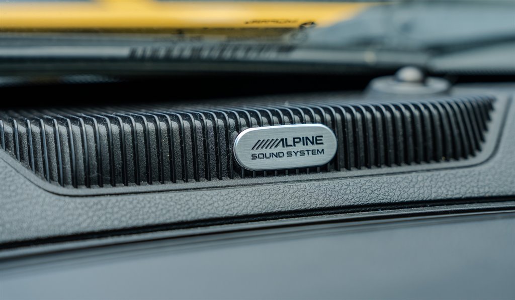 2016 RAM 1500 Sport photo