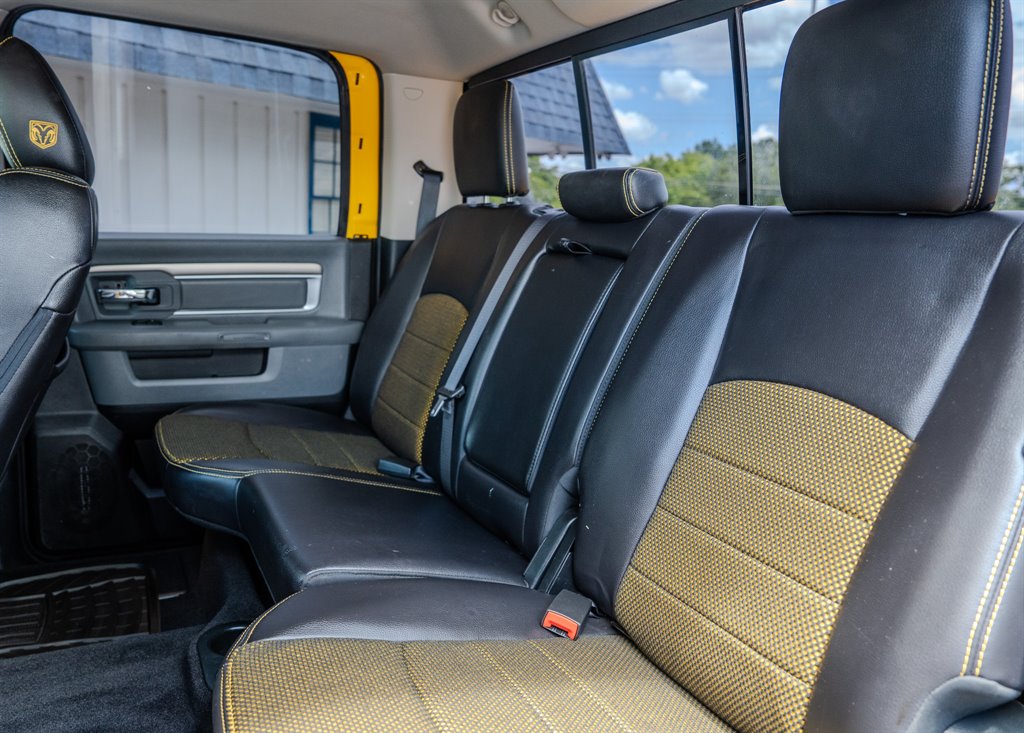 2016 RAM 1500 Sport photo