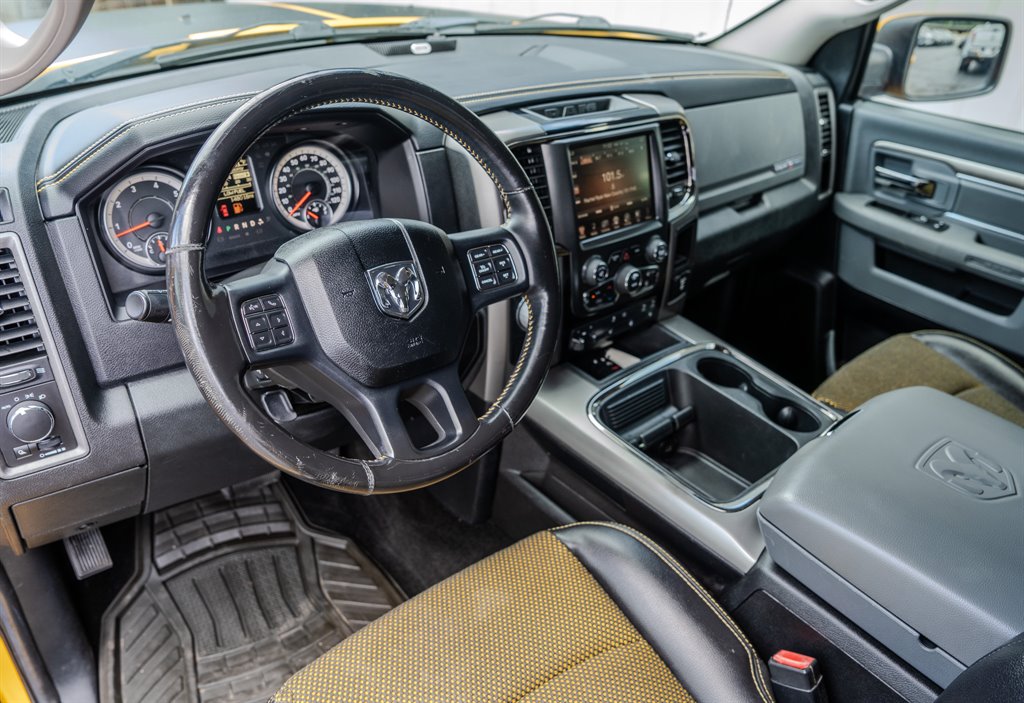 2016 RAM 1500 Sport photo