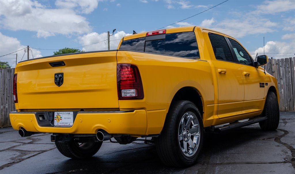 2016 RAM 1500 Sport photo
