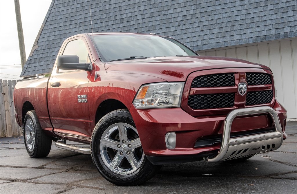2016 RAM 1500 Express photo