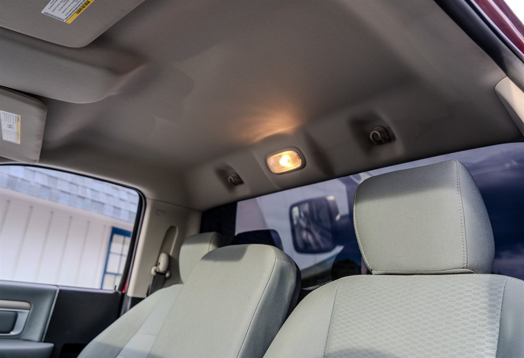 2016 RAM 1500 Express photo