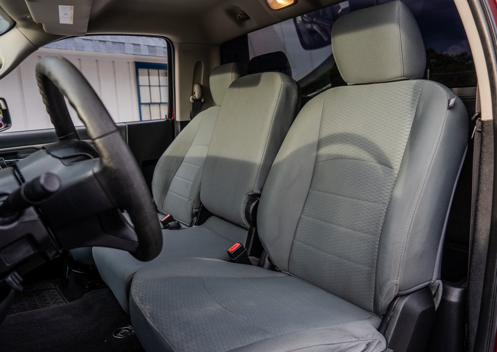 2016 RAM 1500 Express photo