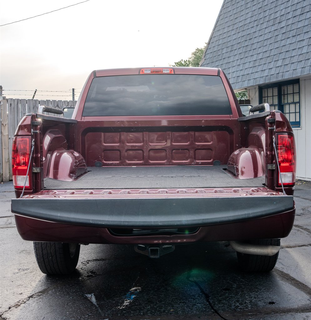 2016 RAM 1500 Express photo