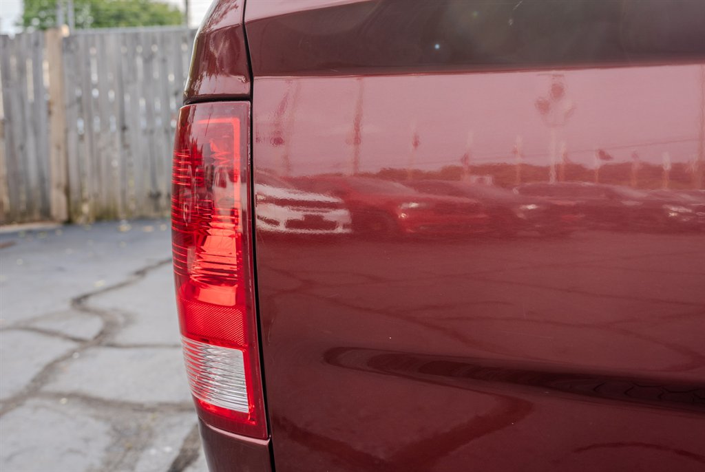 2016 RAM 1500 Express photo