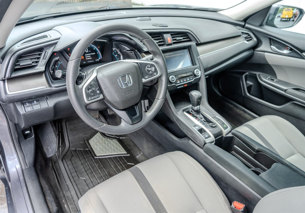 2019 Honda Civic LX photo