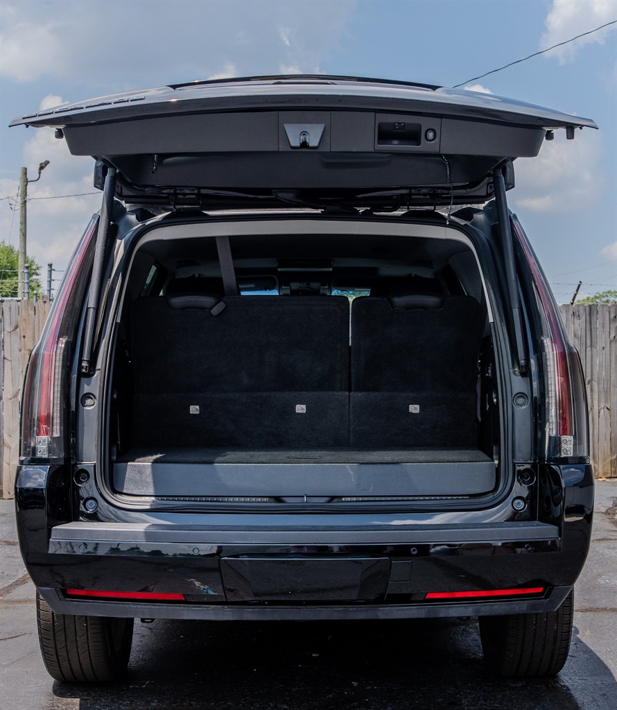2015 Cadillac Escalade - $24,095