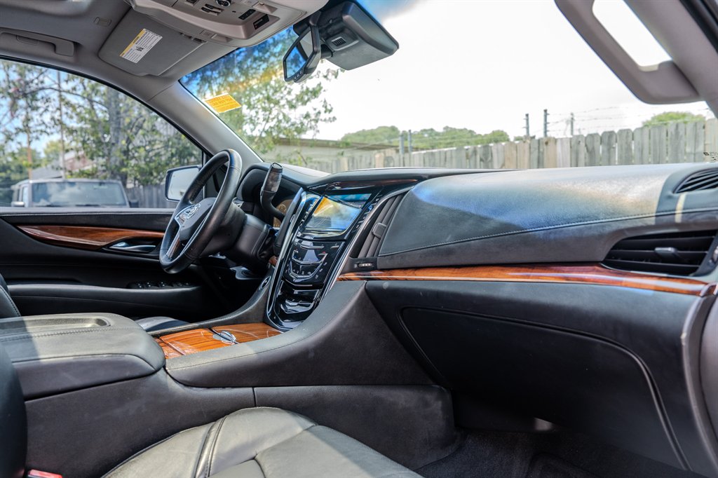 2015 Cadillac Escalade - $24,095