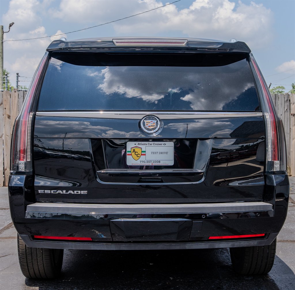 2015 Cadillac Escalade - $24,095