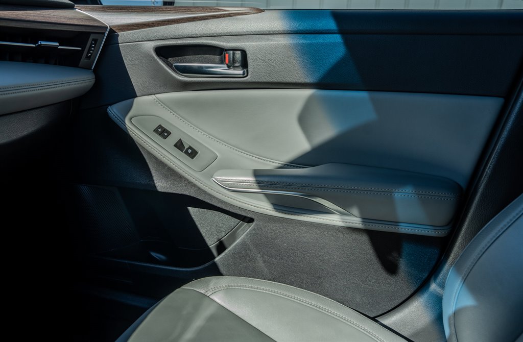 2020 Toyota Avalon - $19,985