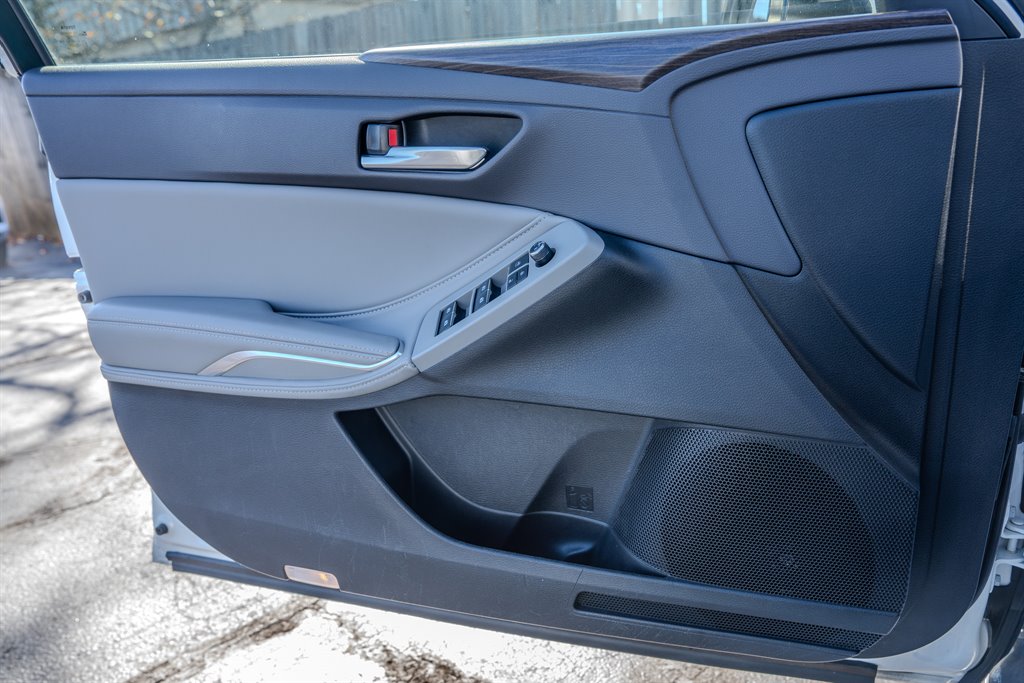 2020 Toyota Avalon - $19,985