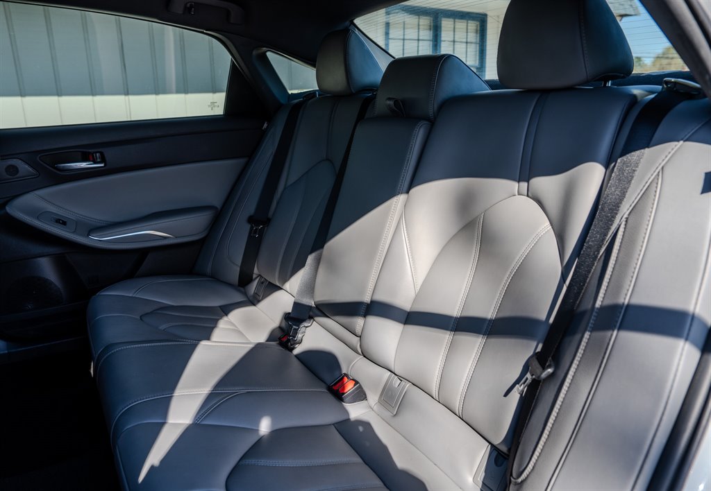 2020 Toyota Avalon - $19,985