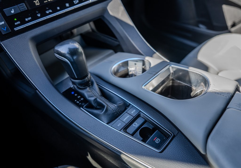 2020 Toyota Avalon - $19,985