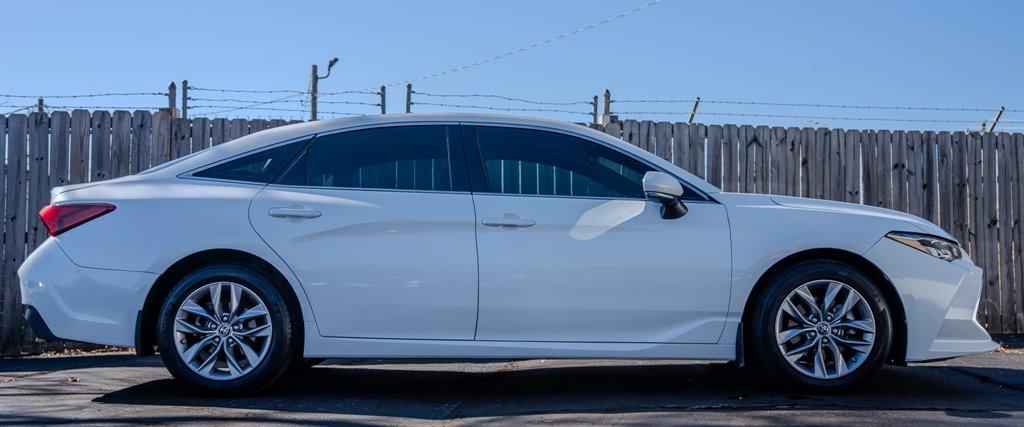 2020 Toyota Avalon - $19,985