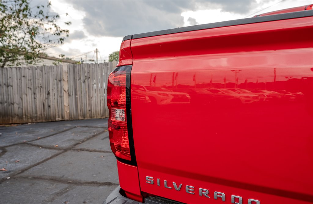 2018 Chevrolet Silverado 1500 - $34,685