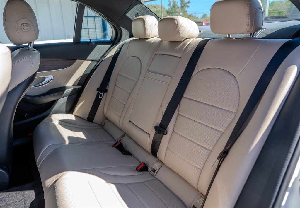 2019 Mercedes-Benz C-Class - $27,063