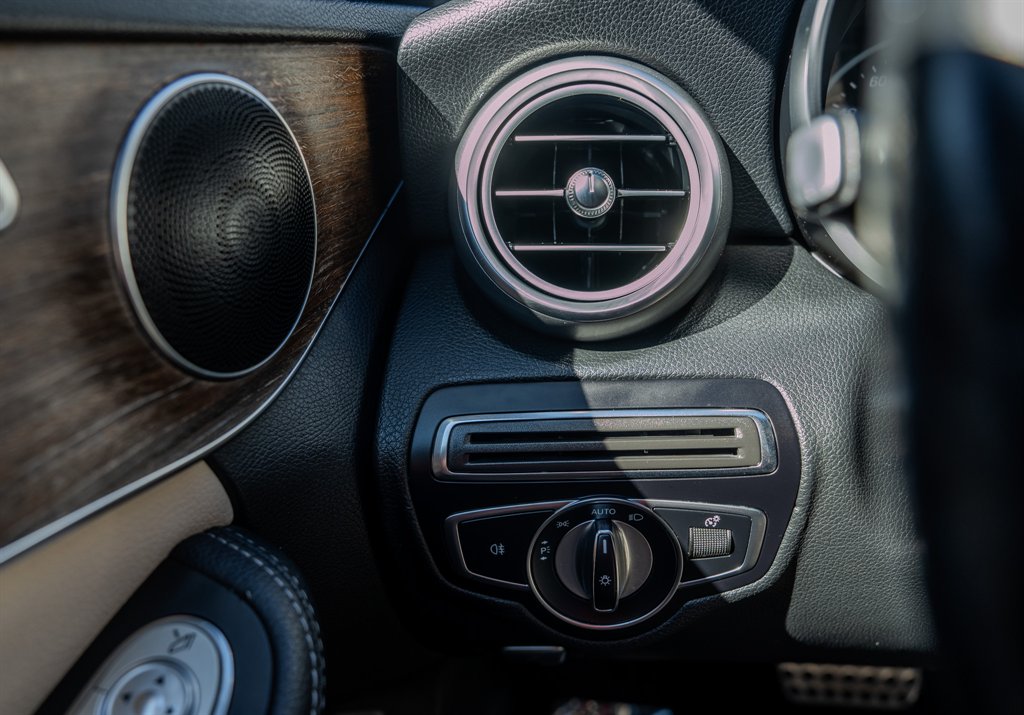 2019 Mercedes-Benz C-Class - $27,063