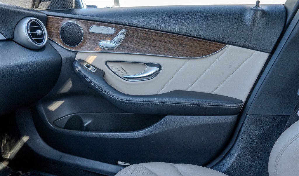 2019 Mercedes-Benz C-Class - $27,063