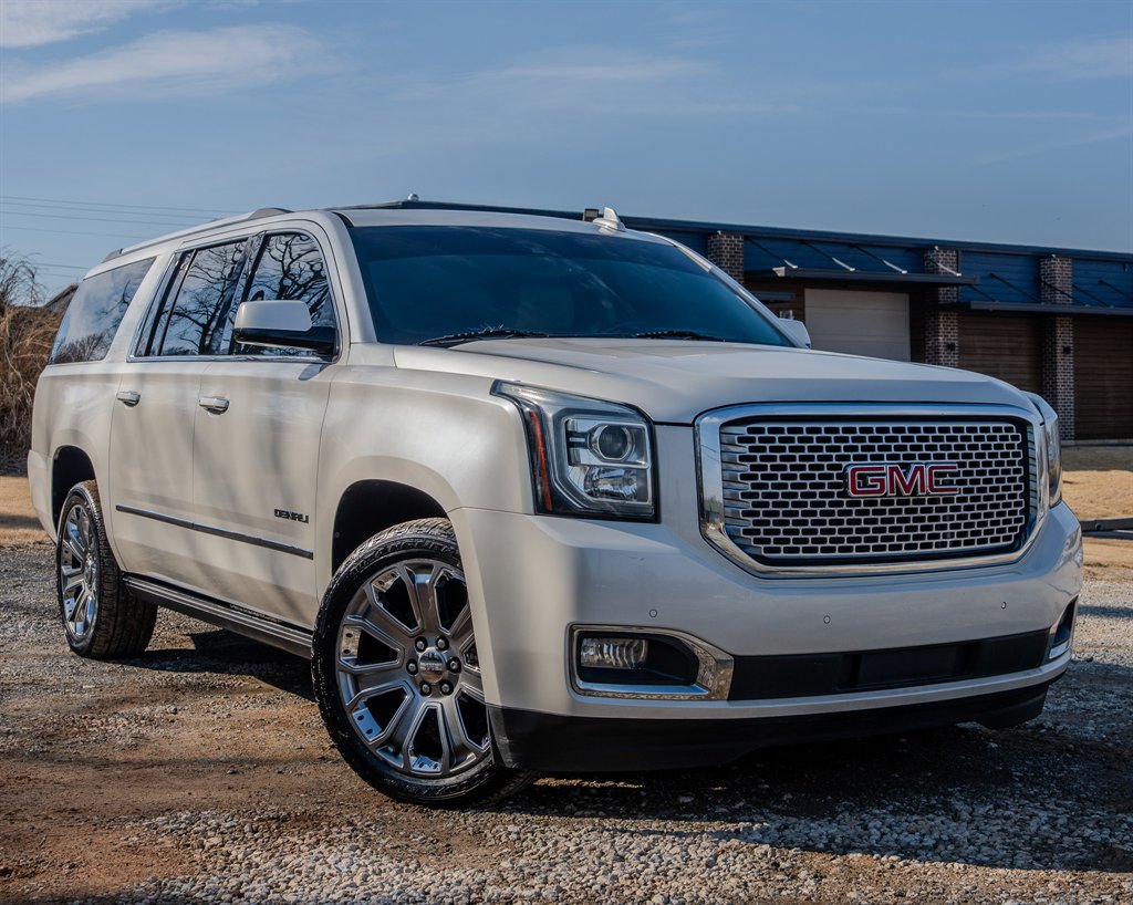 2015 GMC Yukon - $15,950