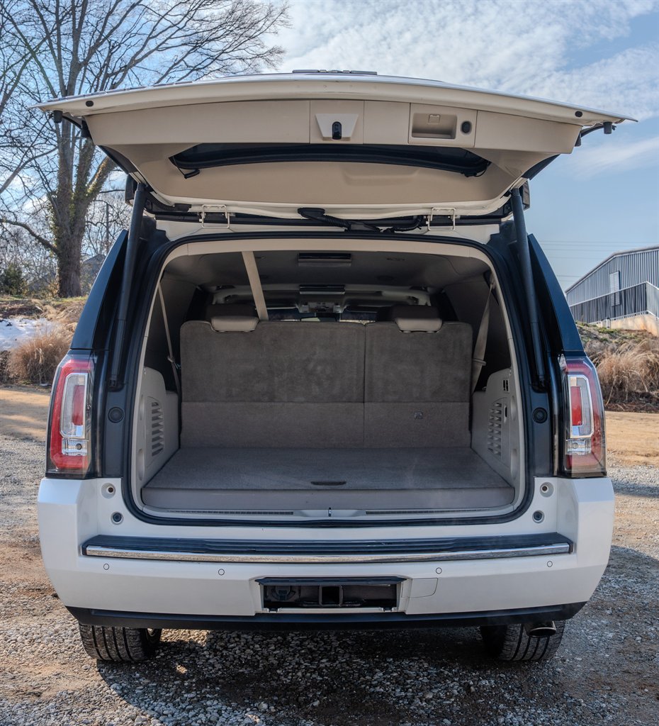 2015 GMC Yukon - $15,950