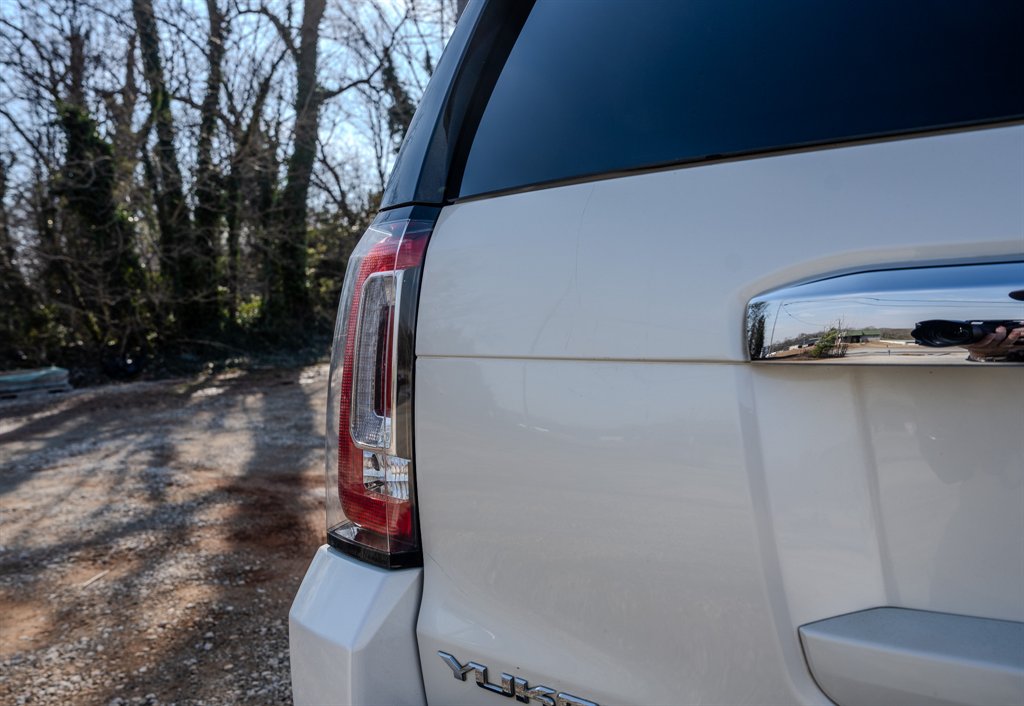 2015 GMC Yukon - $15,950