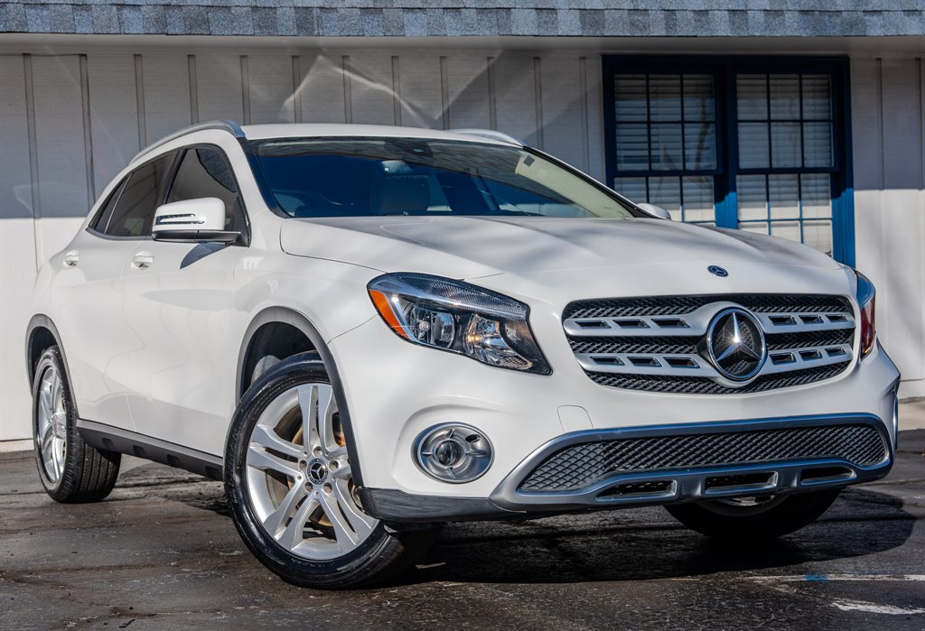 2019 Mercedes-Benz GLA - $19,075
