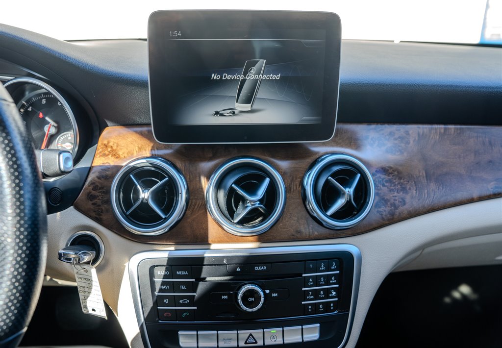 2019 Mercedes-Benz GLA - $19,075