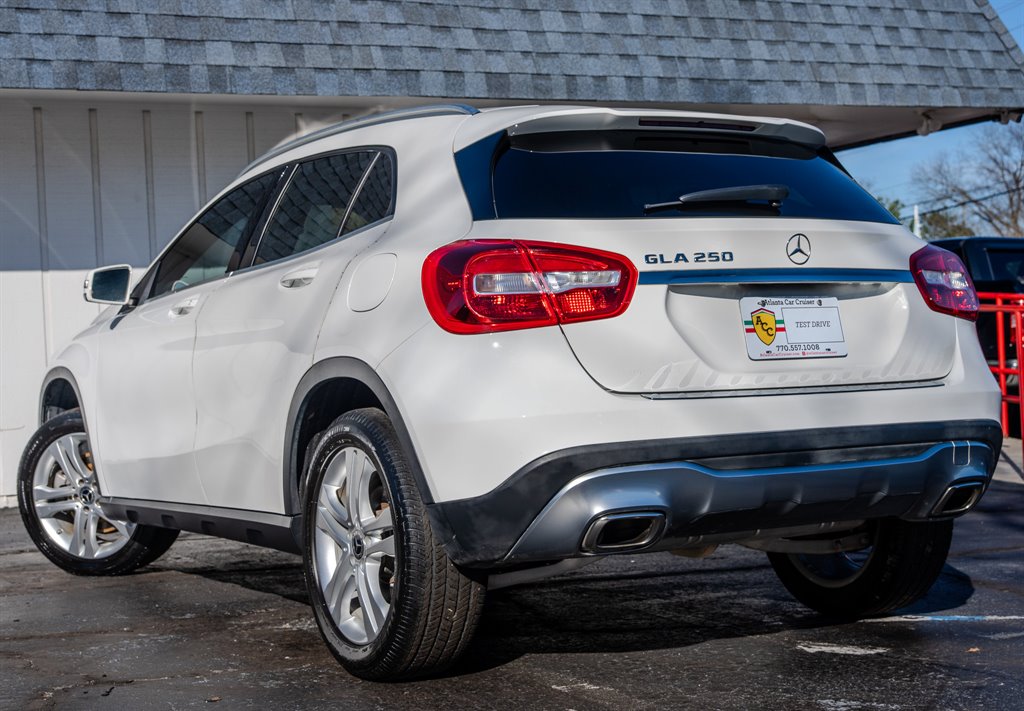 2019 Mercedes-Benz GLA - $19,075