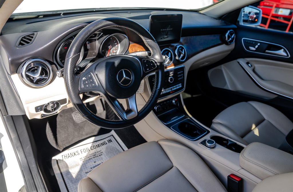 2019 Mercedes-Benz GLA - $19,075