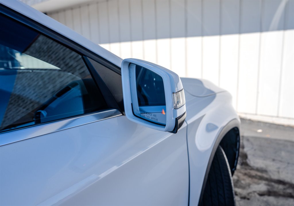 2019 Mercedes-Benz GLA - $19,075