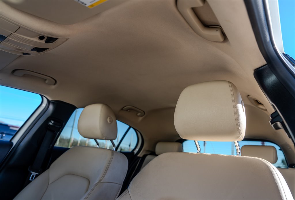 2019 Mercedes-Benz GLA - $19,075