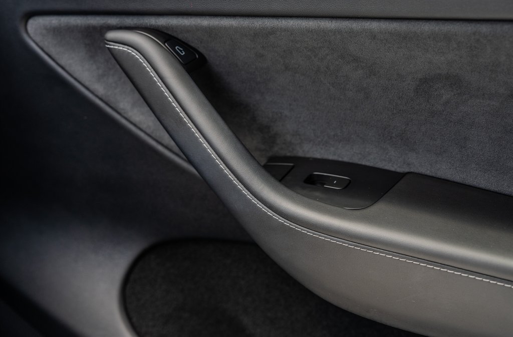 2024 Tesla Model Y - $37,999