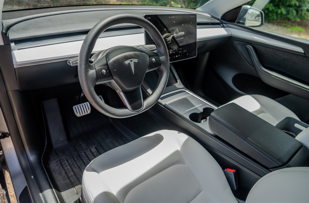 2024 Tesla Model Y - $37,999