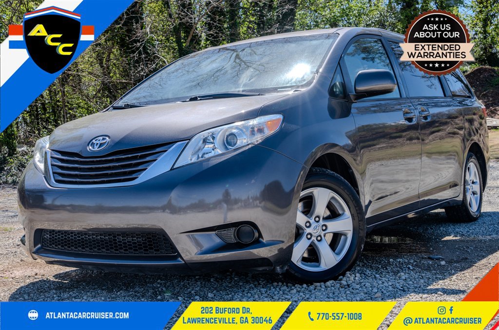 2015 Toyota Sienna - $9,750