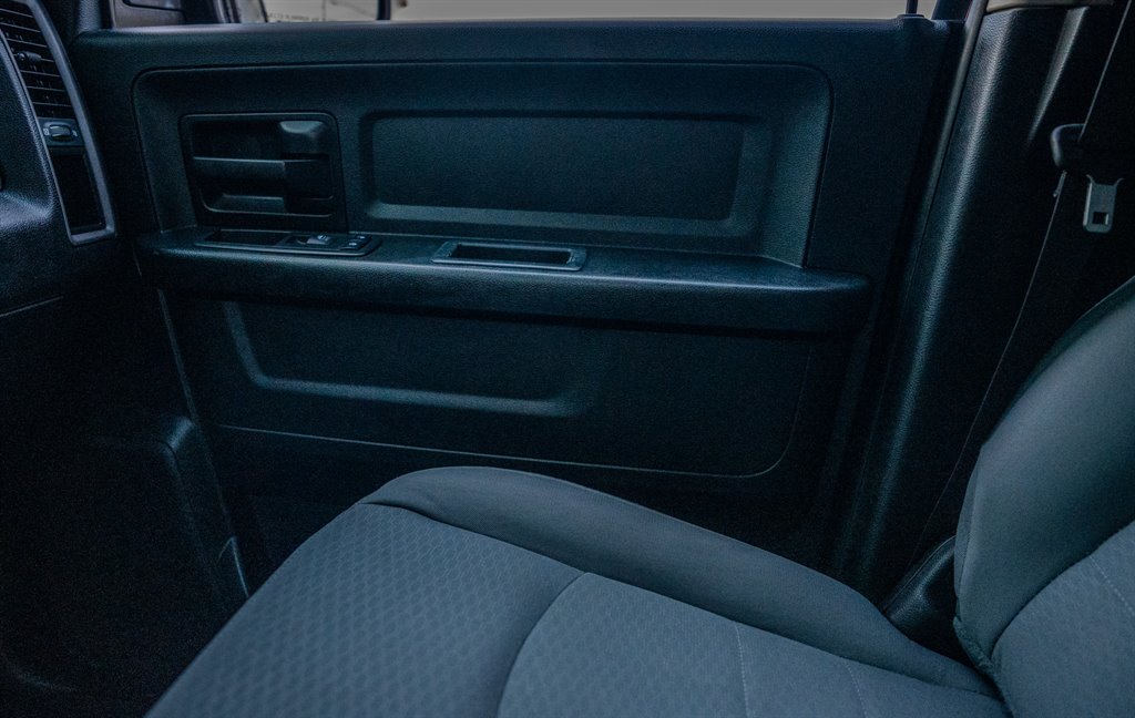 2017 Ram 1500 - $18,925