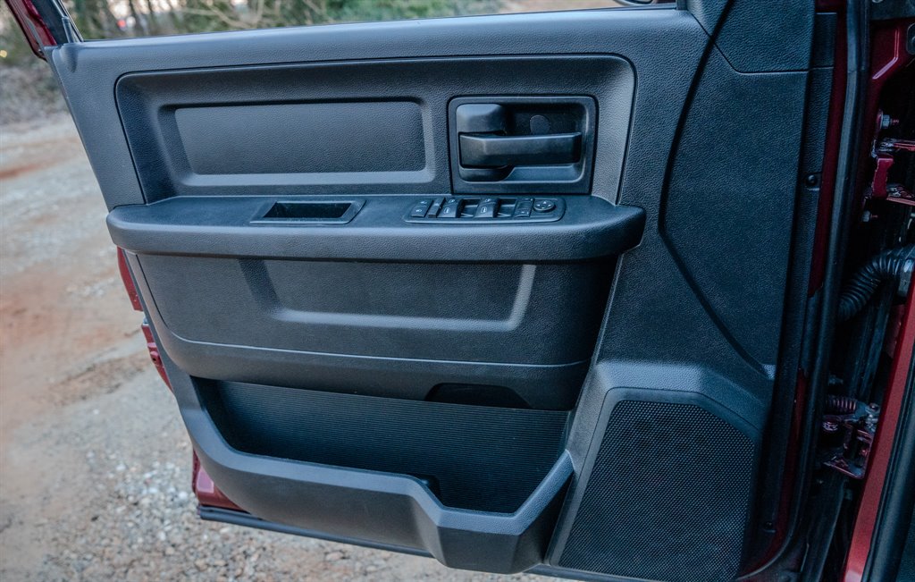 2017 Ram 1500 - $18,925