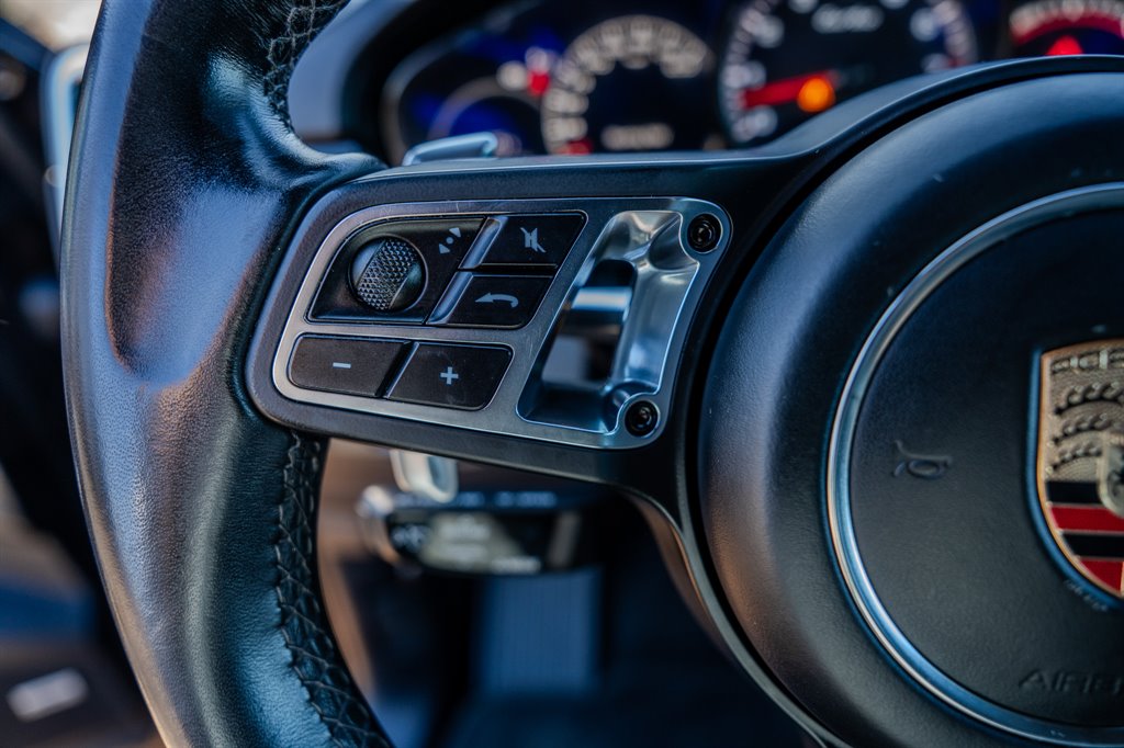 2019 Porsche Cayenne - $49,923