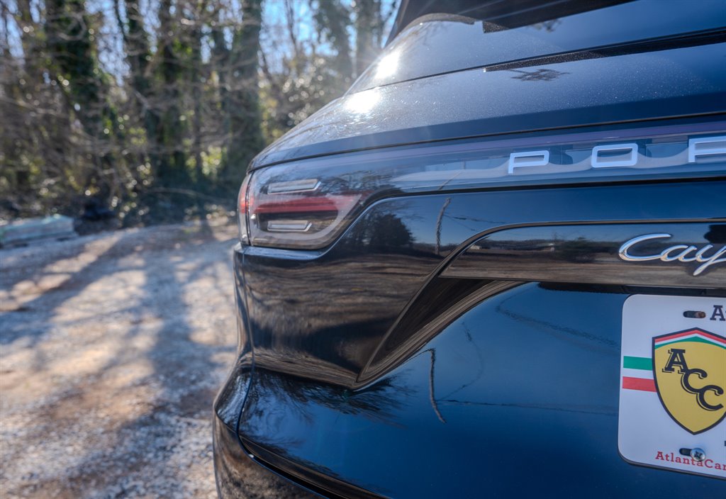 2019 Porsche Cayenne - $49,923