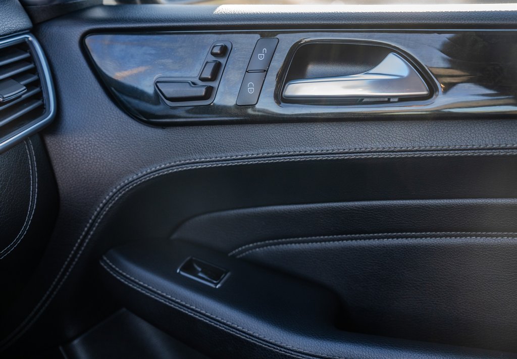 2015 Mercedes-Benz Ml-class - $13,128