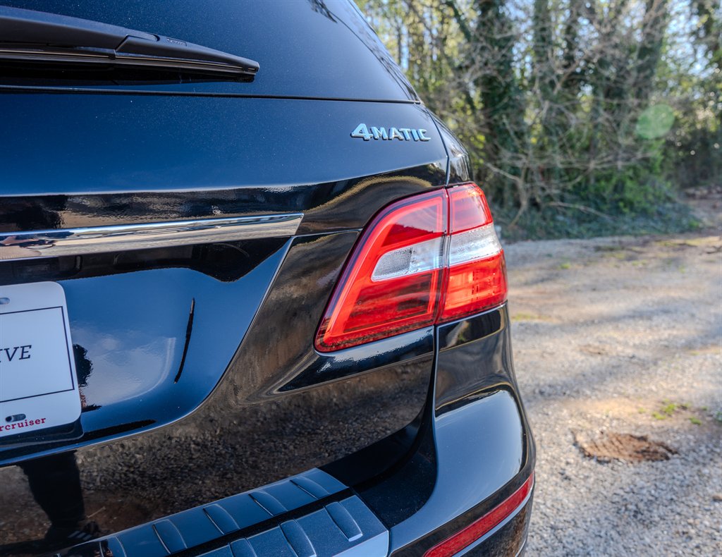 2015 Mercedes-Benz Ml-class - $13,128