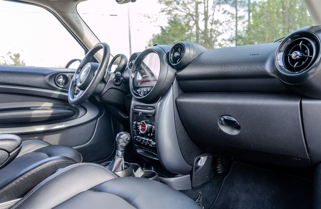 2015 MINI Paceman - $9,950