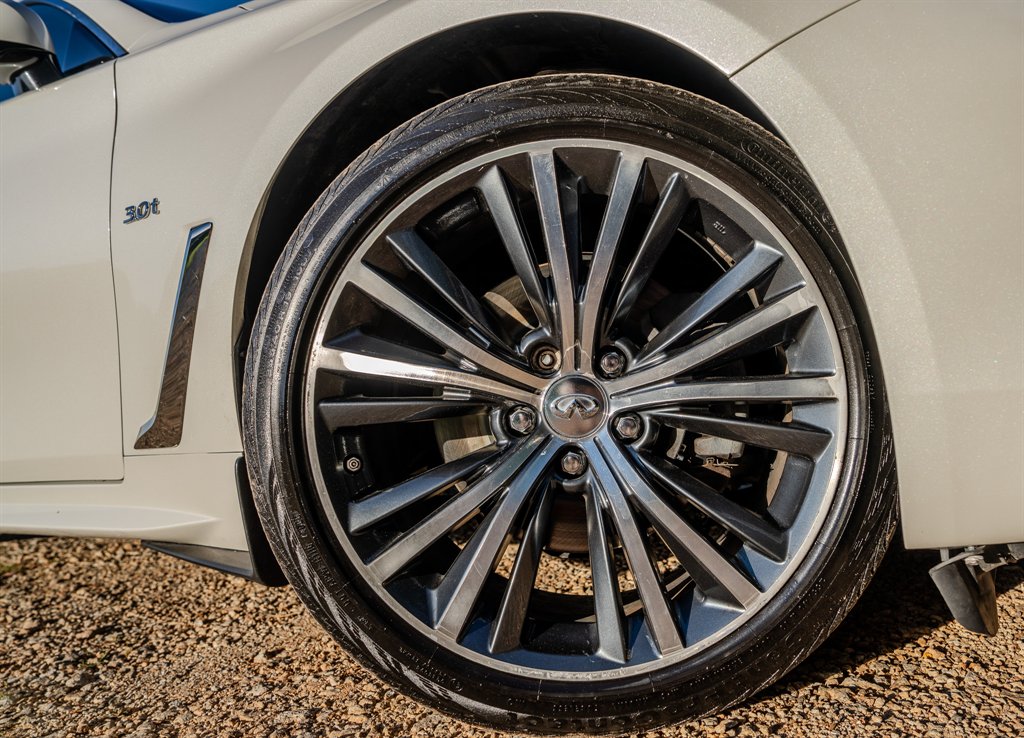 2017 INFINITI Q60 - $19,950
