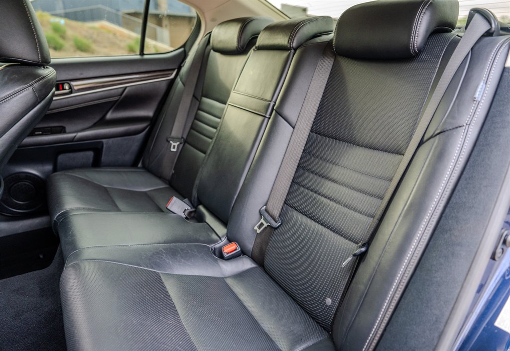 2016 Lexus GS - $17,950