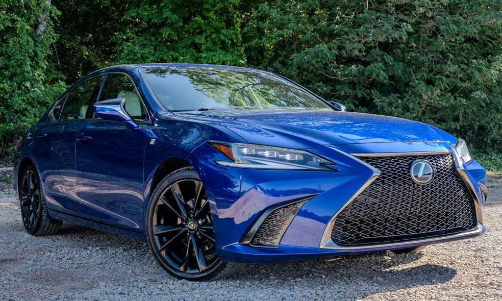 2022 Lexus ES - $37,105
